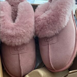 UGG Women's Soft Pink Cozy Slippers